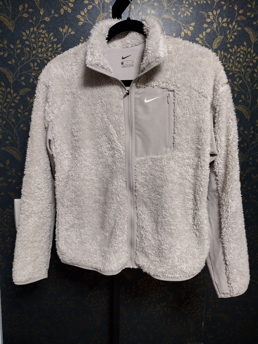 Nike Light Gray Sherpa Fuzzy Full-Zip Jacket